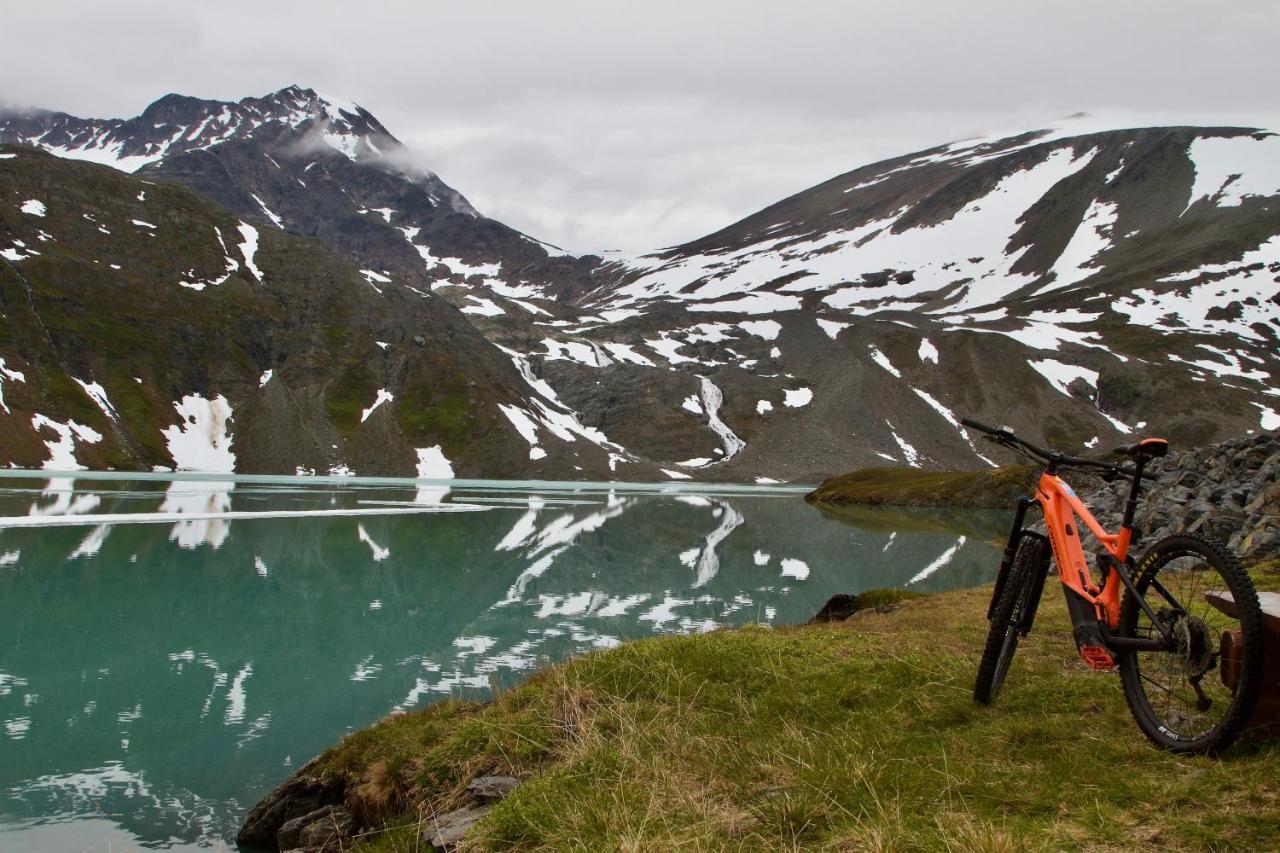 Kjosen Lodge, Lyngen. Lyngseidet Ngoại thất bức ảnh